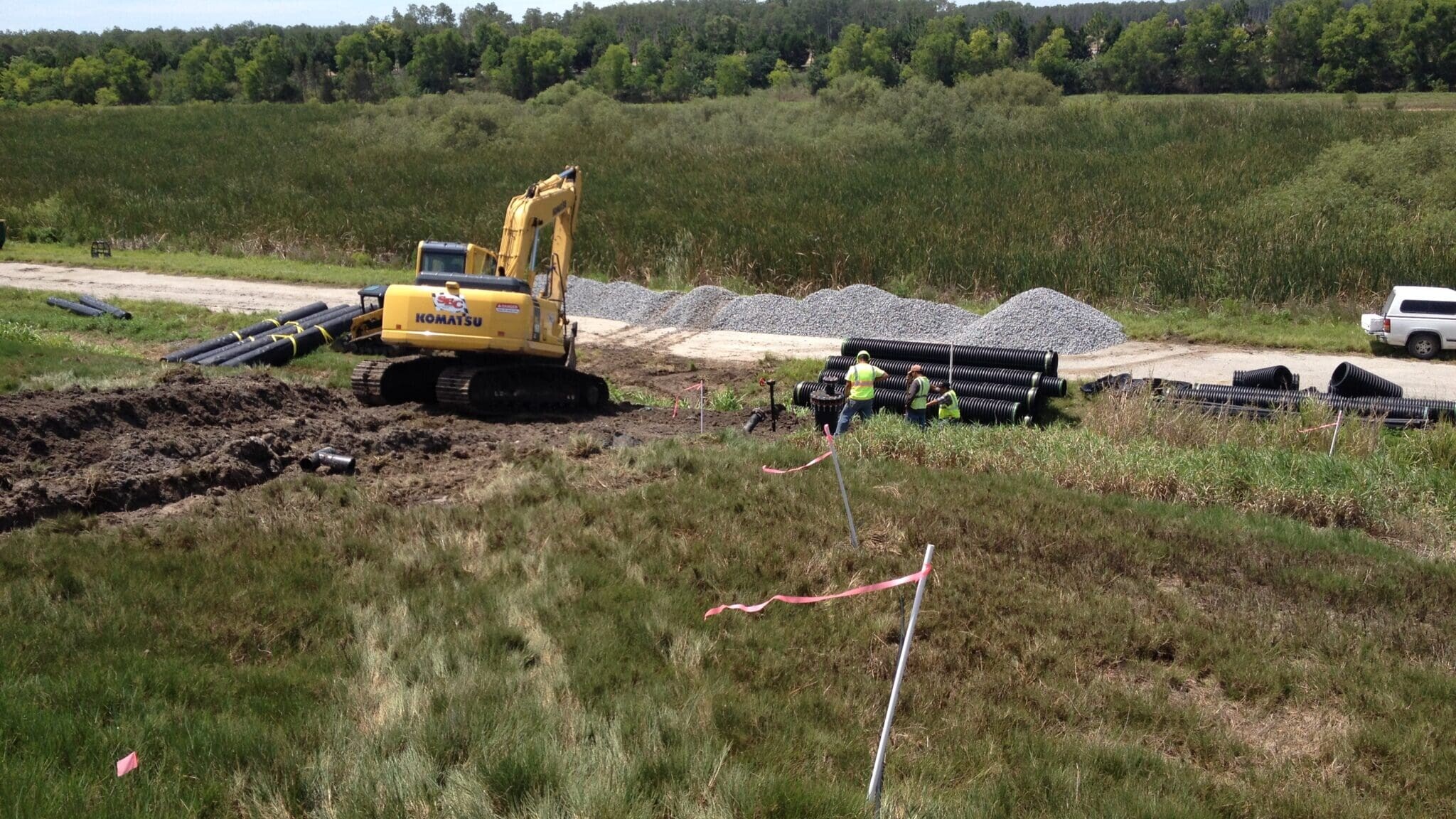 Gulf Coast Landfill pipe installation